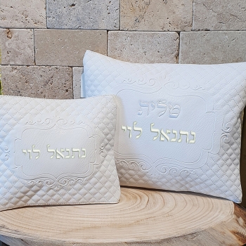 כיסוי לבן וינטג מעוטר'